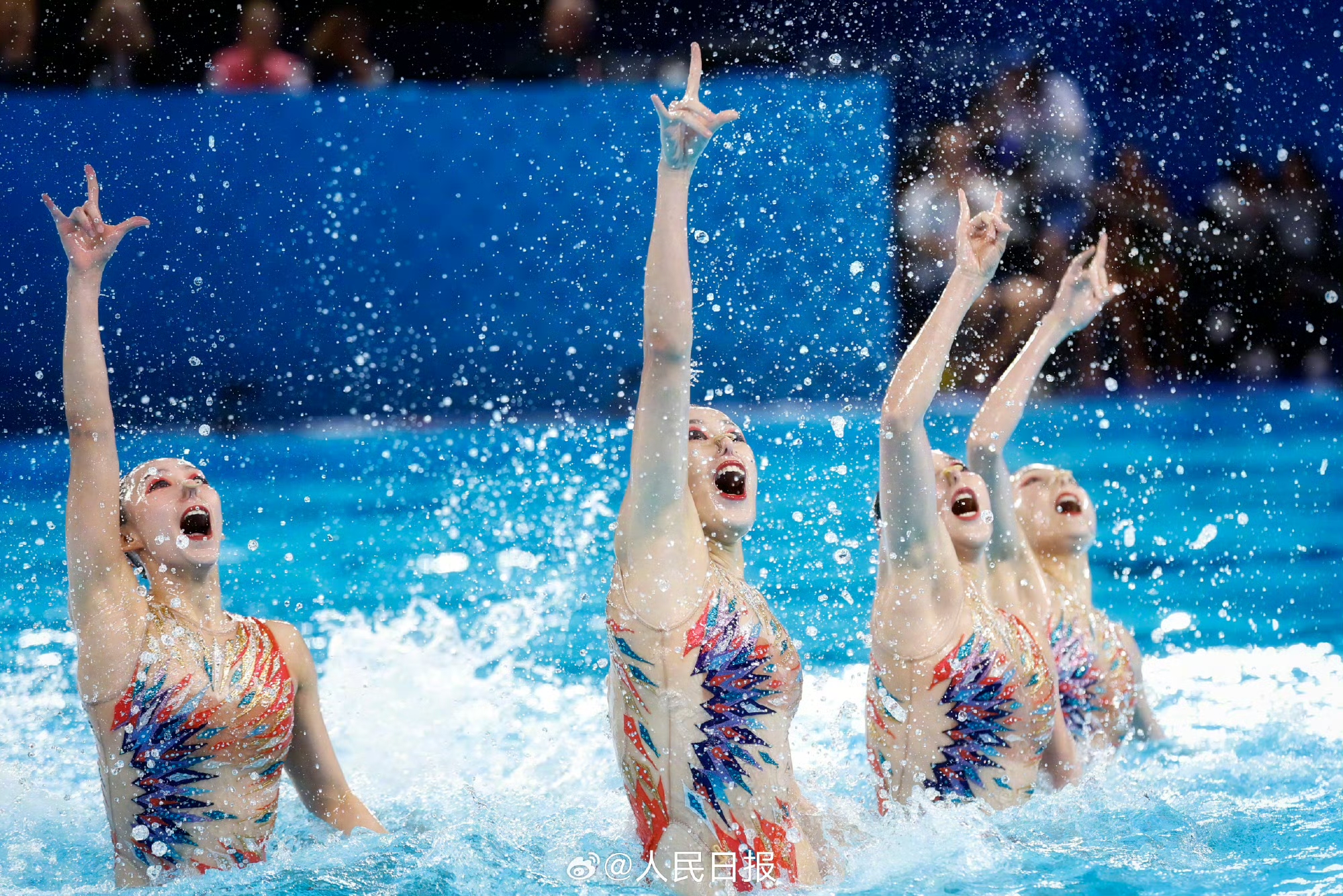 游泳球员突破自我,表现堪称完美 游泳球员突破自我,表现堪称完美