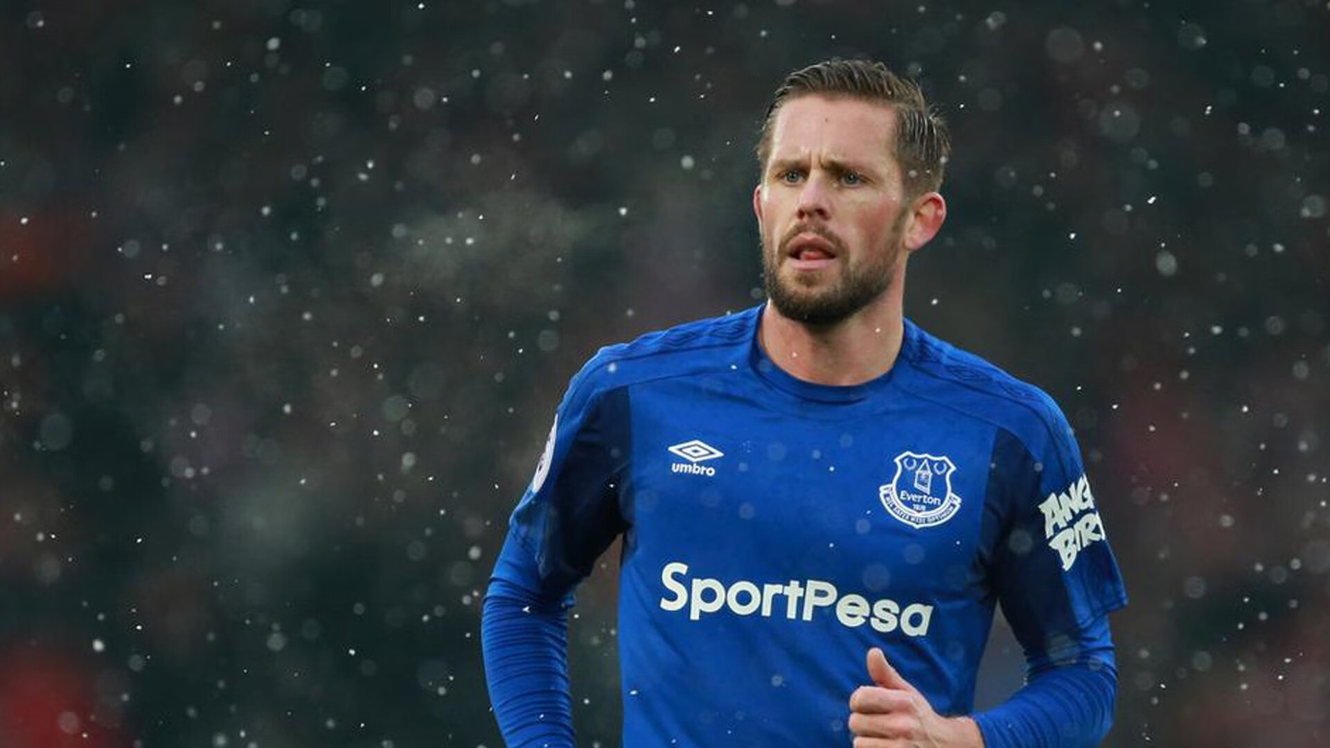 关键先生哈利伯顿，步行者稳健胜利的引擎