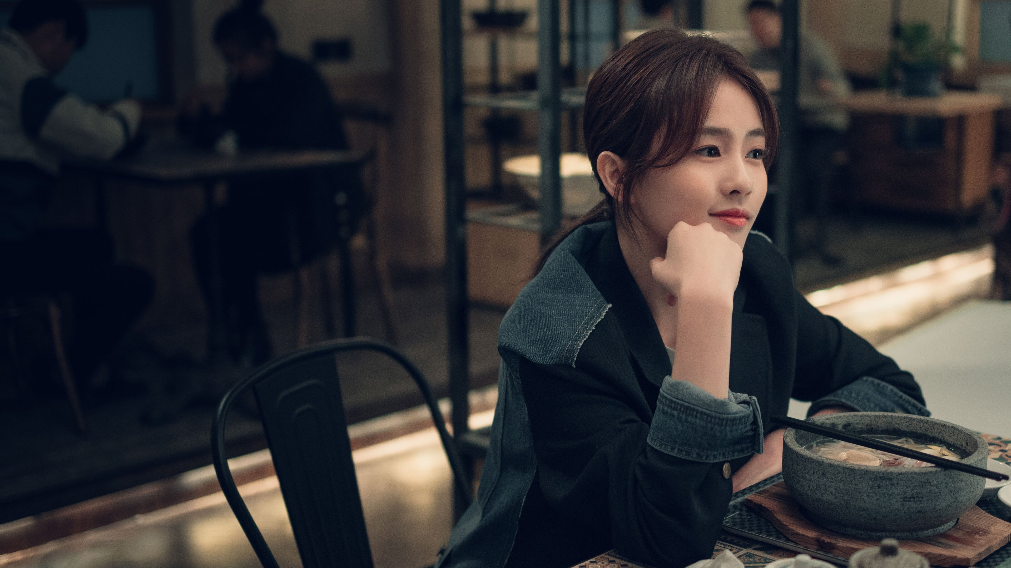 开云体育app-当费城之王遇见岭南猛虎，一场平行宇宙的慈善赛如何改写篮球叙事