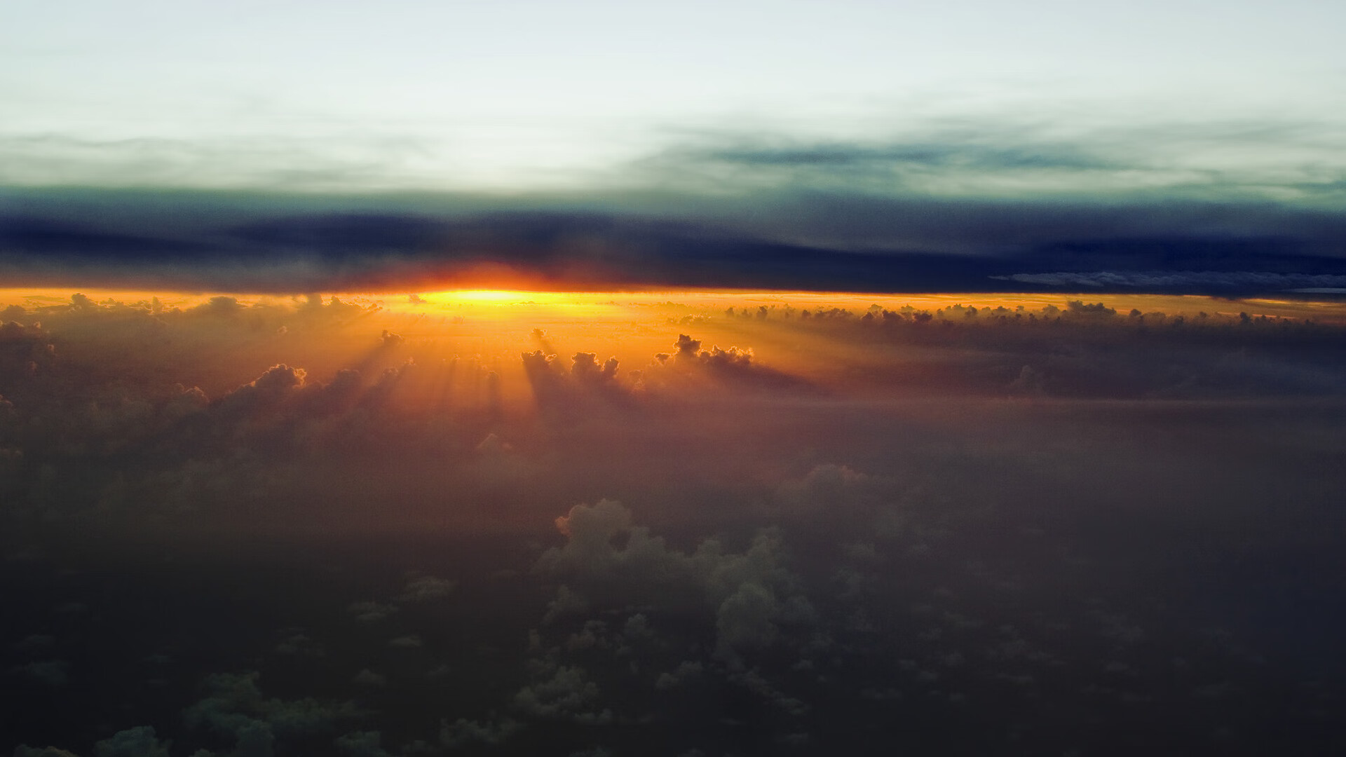 蓝鹰战术风暴席卷智利,亚洲之光黄喜灿点亮生涯之夜—足球世界的双重震撼