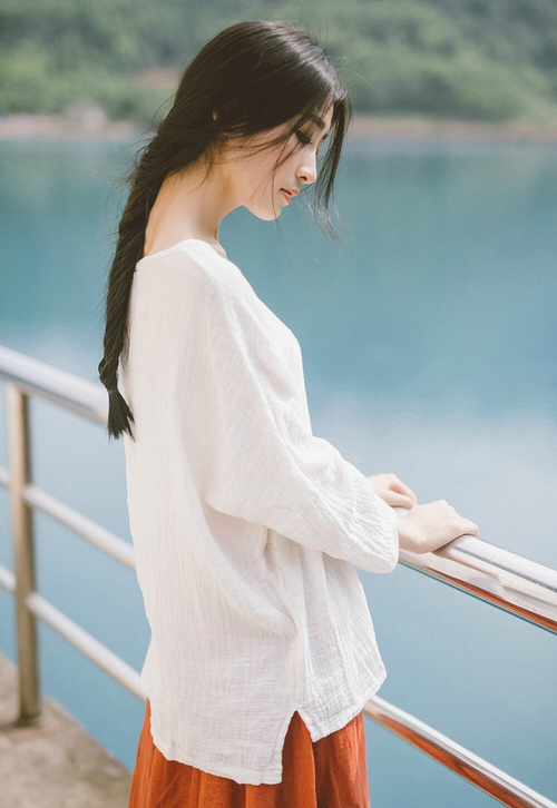 破晓时分，谁是唯一的光？当罗德里在橙色浪潮中刻下答案