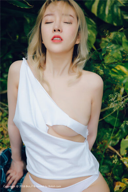 黄喜灿一锤定音！奥地利球队的欧战奇迹，亚洲面孔成为绝对主角